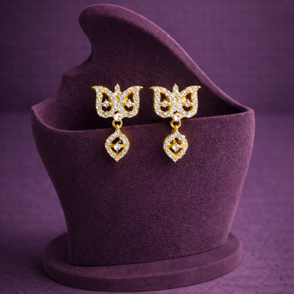 Elegant gold-plated silver motif earrings for women