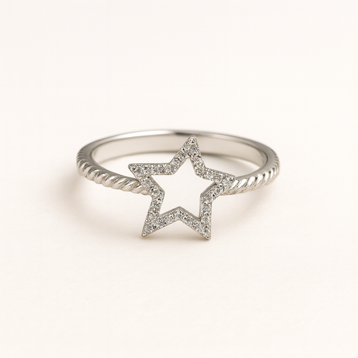 Silver Star Outline Ring- Eloura Sterling