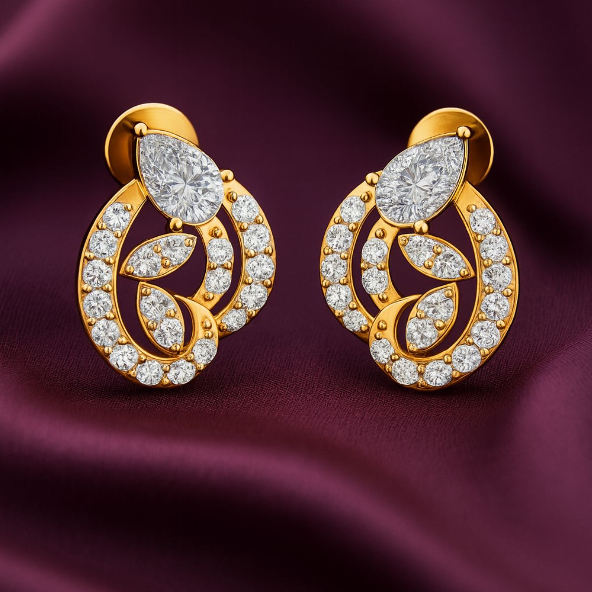 The Classic Curve Earrings