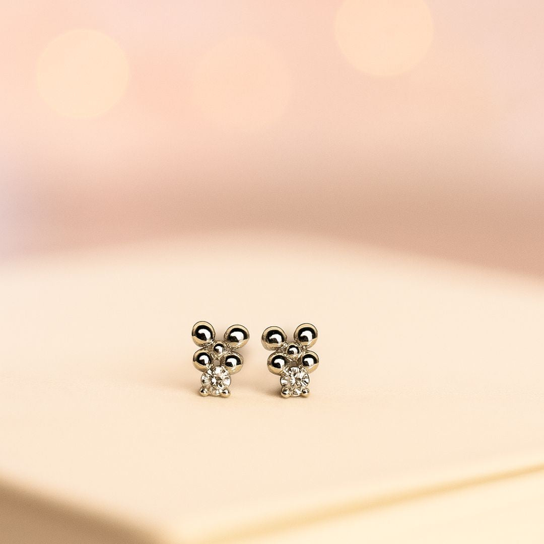 925 sterling silver floral stud earrings with center stone